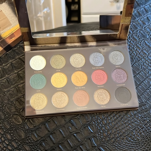 Nomad Cosmetics Berlin Underground Intense Eyeshadow Palette IPSY Exclusive - Picture 3 of 5